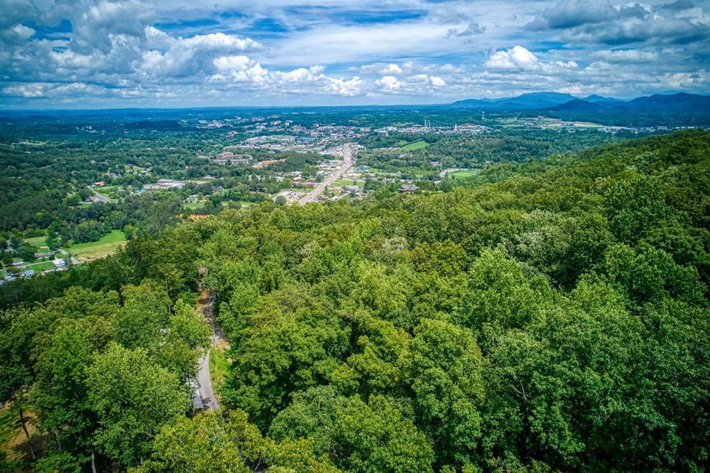 Suite Sensations, Hot Tub, Pool Table, 1089 Free Tickets Each Paid Day, Dollywood And More Pigeon Forge Exterior foto