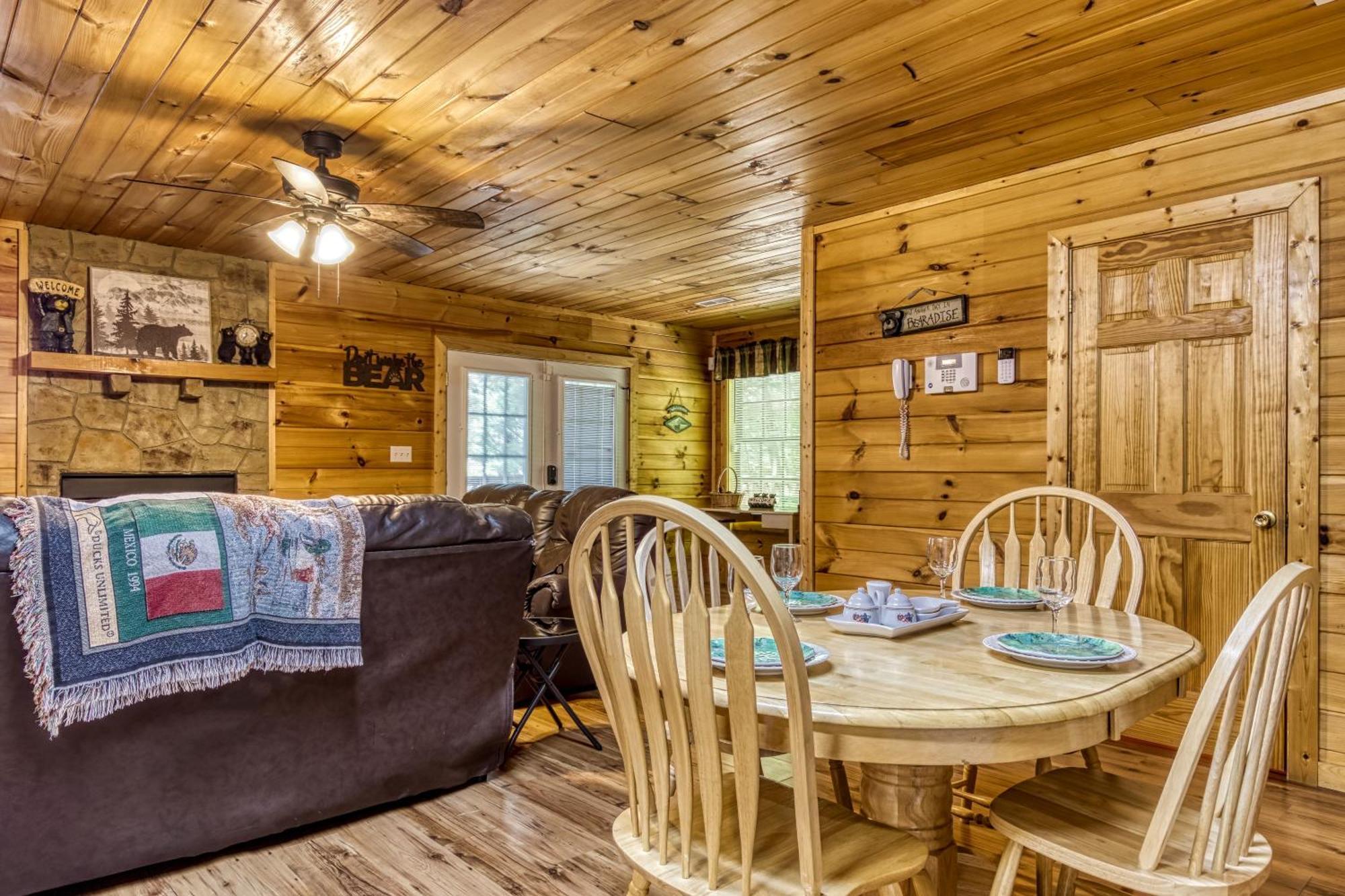 Suite Sensations, Hot Tub, Pool Table, 1089 Free Tickets Each Paid Day, Dollywood And More Pigeon Forge Exterior foto